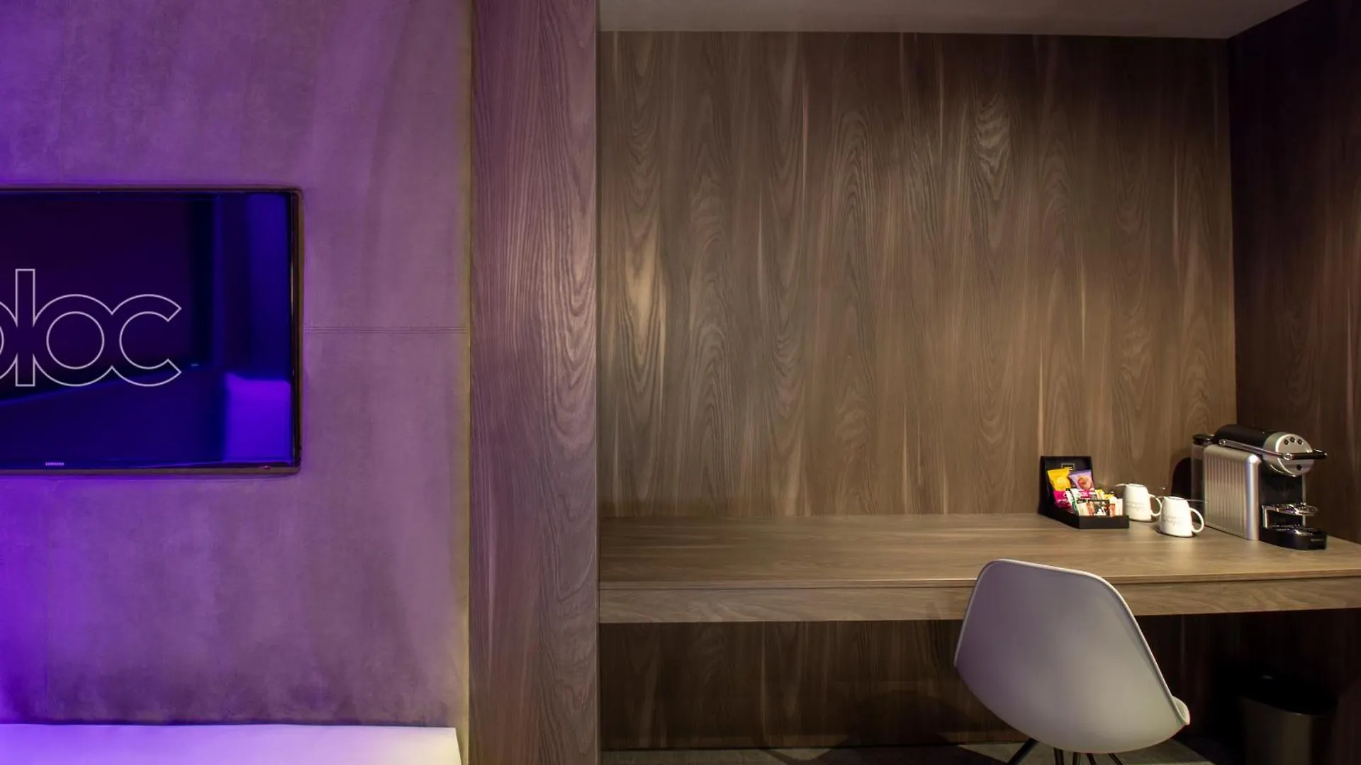 הורלי Bloc Hotel London Gatwick Airport