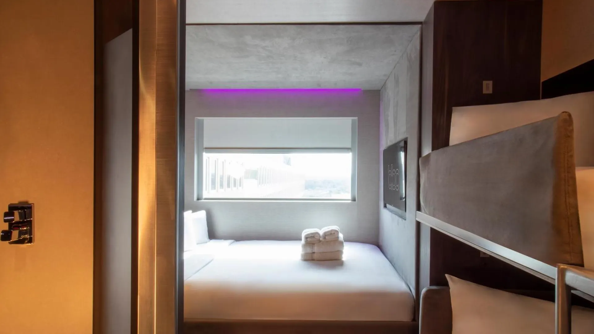 הורלי Bloc Hotel London Gatwick Airport