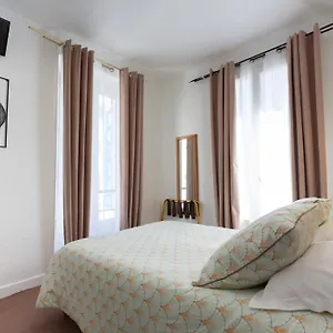 *** Hotel Ideal Francie
